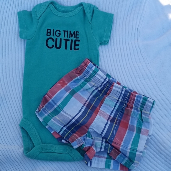 Carter's Baby Newborn Matching Sets and Onesies - Picture 3 of 7